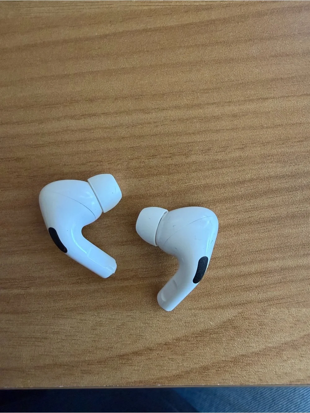 airpods pros